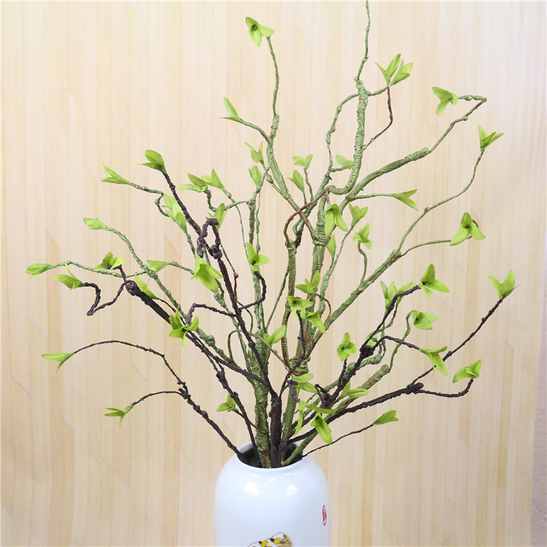 仿真發(fā)泡枯枝花藝裝飾在園林景觀工程中的設(shè)計(jì)與施工應(yīng)用